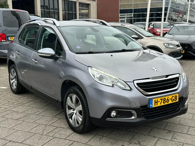 Peugeot 2008 1.2 VTi Allure 2013 Benzine 11