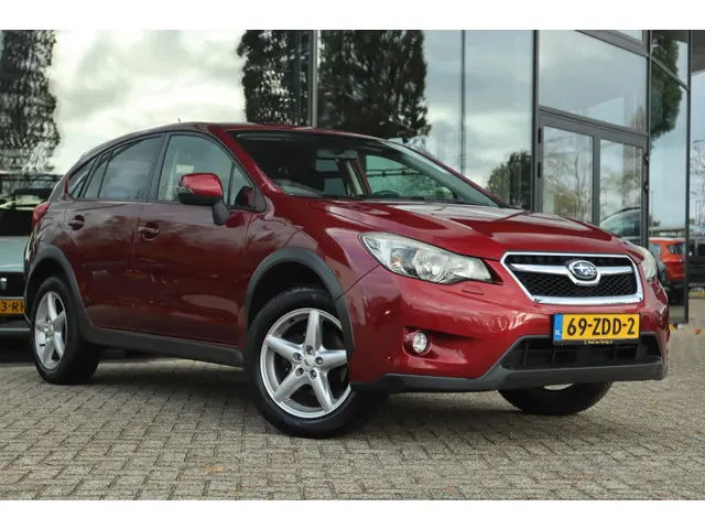 Subaru XV 2.0I LUXURY PLUS AWD AUT. 2012 Benzine 6