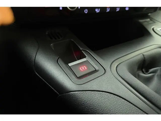 Peugeot Partner 1.5 BlueHDi 100 S&S L1 2024 Diesel 26