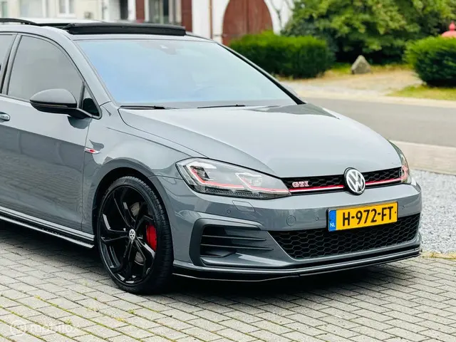 Volkswagen Golf 2.0 TSI GTI TCR 2019 Benzine 4