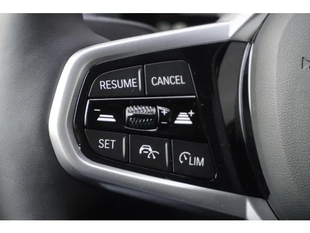 BMW i4 eDrive35 2025 Elektrisch 24