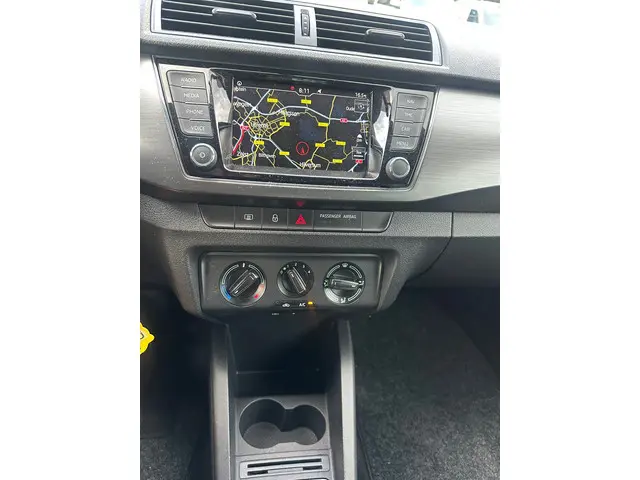 Škoda Fabia 1.0 TSI Clever , navigatie , pdc 2018 Benzine 12