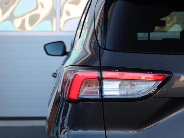 Ford Kuga 2.5 PHEV 225PK ST-Line X 2022 Hybride Benzine 44