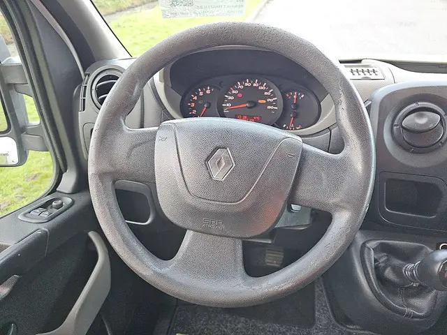 Renault Master 2.3 2013 Diesel 11