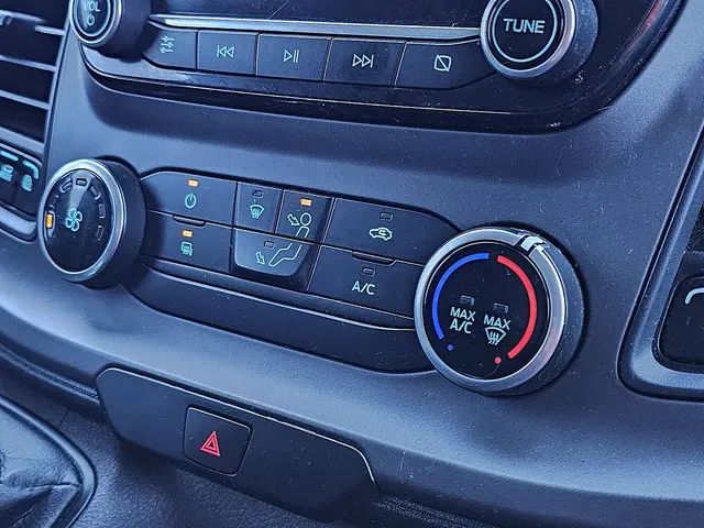 Ford Transit Custom 2.0 2020 Diesel 10