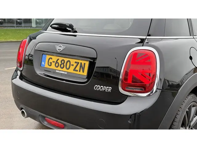 MINI Cooper Mini 1.5 60 Years Edition 2020 Benzine 5