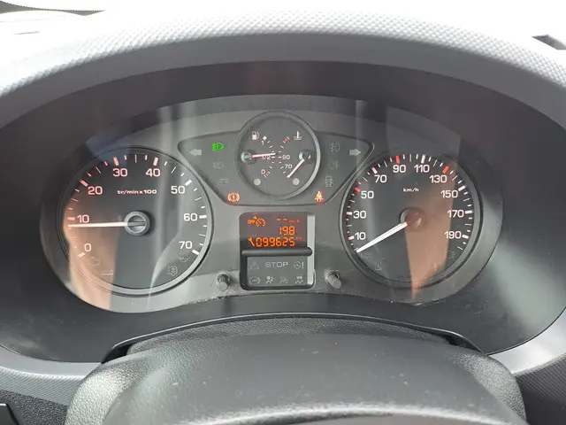 Citroën Berlingo 1.6 HDI 75 Club 2015 Diesel 9