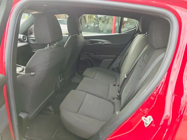 Alfa Romeo Tonale 1.5T Hybrid Super 2023 Hybride Benzine 13