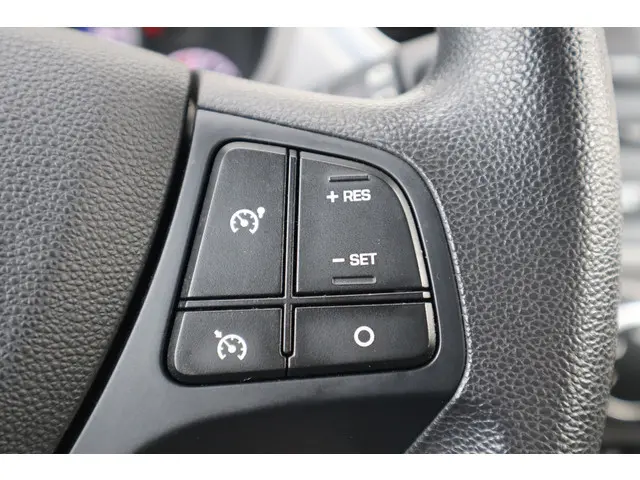 Hyundai i10 1.0i Comfort 2020 Benzine 16