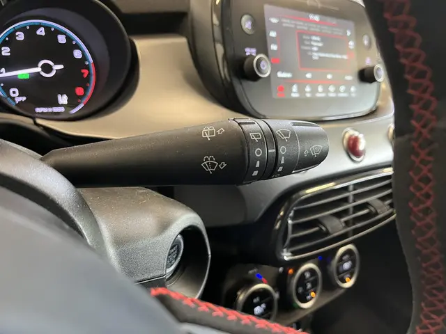 Fiat 500X Cross 1.3 Turbo 150pk Aut. Sport 2024 Benzine 13