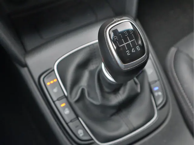 Hyundai Kona 1.0 T-GDI Premium 2019 Benzine 19