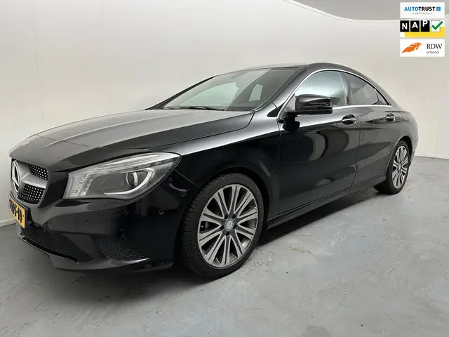 Mercedes-Benz CLA 180 BlueEFF. Lease Edition 2014 Benzine
