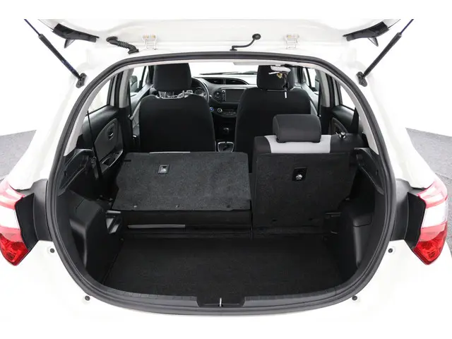 Toyota Yaris 1.5 Hybrid Aspiration 2017 Hybride Benzine 24