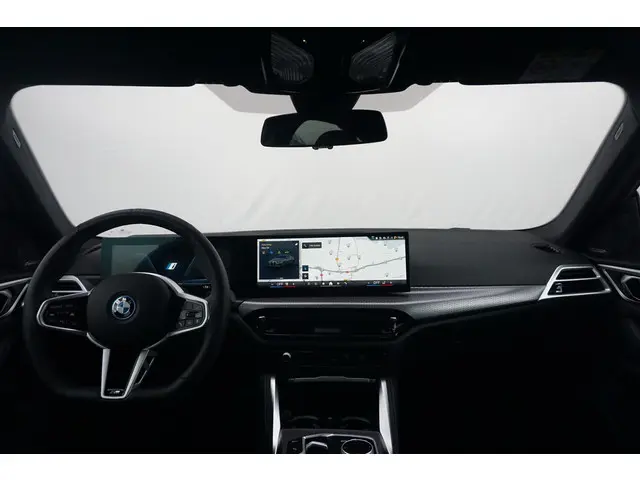BMW i4 eDrive35 2024 Elektrisch 12