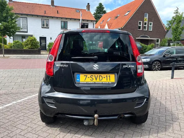 Suzuki Splash 1.2 Exclusive Automaat 2013 Benzine 11
