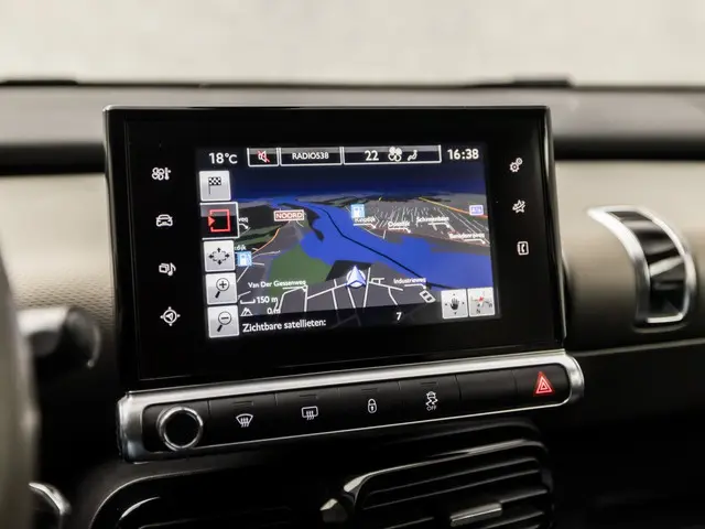 Citroën C4 Cactus 1.2 PureTech Shine 2016 Benzine 8