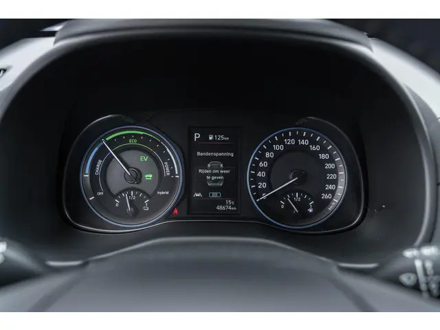 Hyundai Kona 1.6 GDI HEV Comfort 2023 Hybride Benzine 28