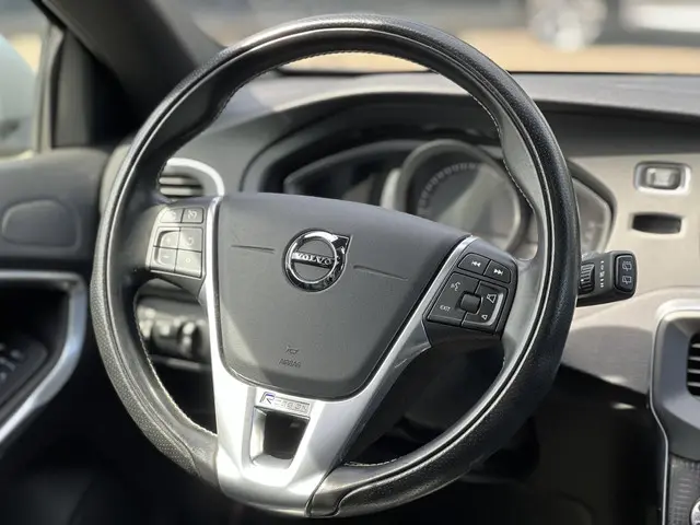 Volvo V40 1.5 T3 Polar+ Sport 2019 Benzine 14