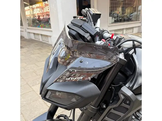 Yamaha MT 09 Tour ABS 2017 Benzine 2