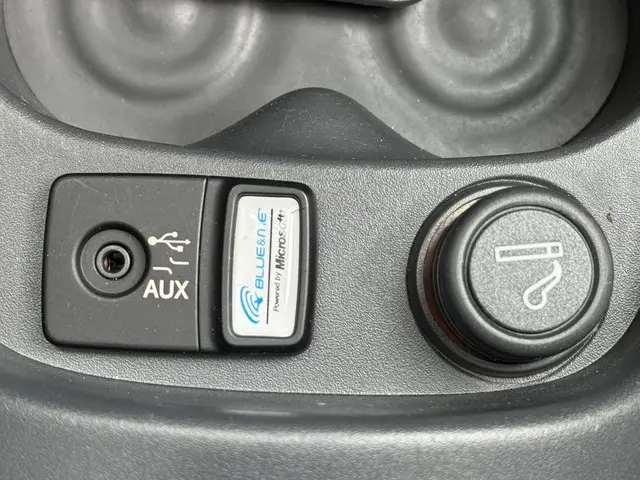 Fiat 500C 1.2 Lounge 2013 Benzine 34