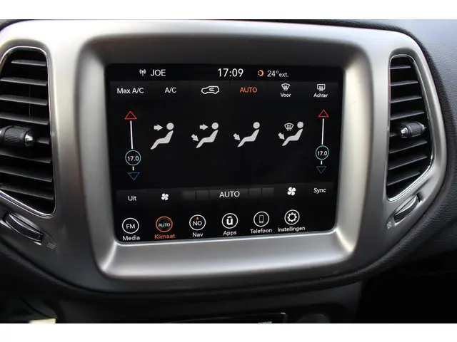 Jeep Compass 1.4 MultiAir Longitude 2019 Benzine 22