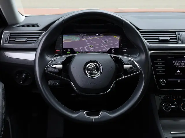 Škoda Superb Combi iV 1.4 TSI PHEV 2021 Hybride Benzine 11