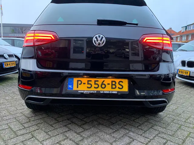 Volkswagen Golf 1.4 TSI Comfortline NAVI,PDC 2018 Benzine 7