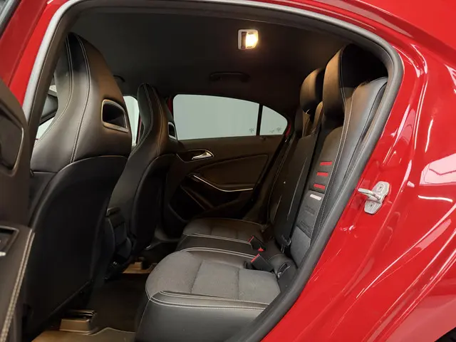 Mercedes-Benz A-Klasse Ambition 2016 Benzine 5