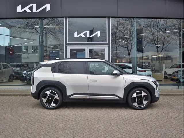 Kia EV3 Plus Advanced 81.4 kWh 2025 Elektrisch 5