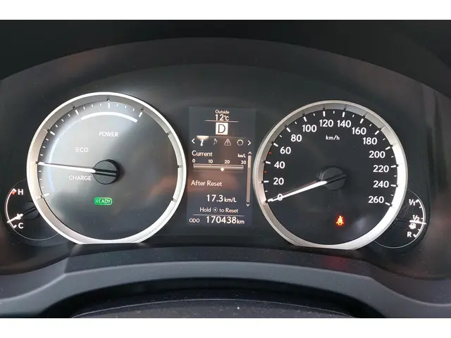 Lexus IS 300h Sport Edition 2016 Hybride Benzine 10