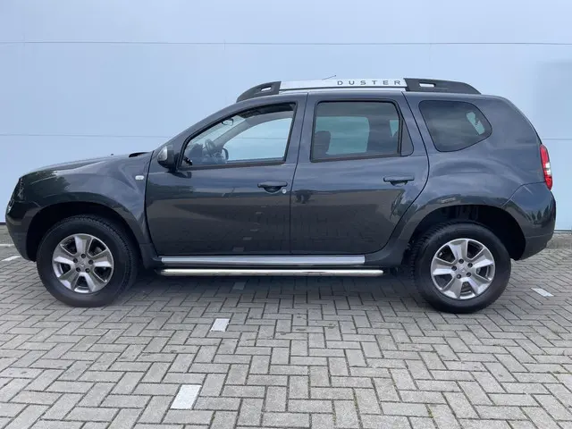 Dacia Duster 1.2 TCe 4x2 10th Anniversary 2015 Benzine 15