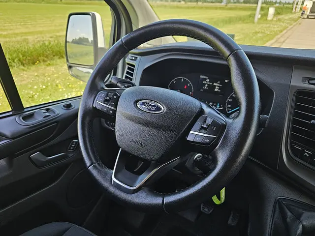 Ford Transit Custom 2.0 2021 Diesel 10