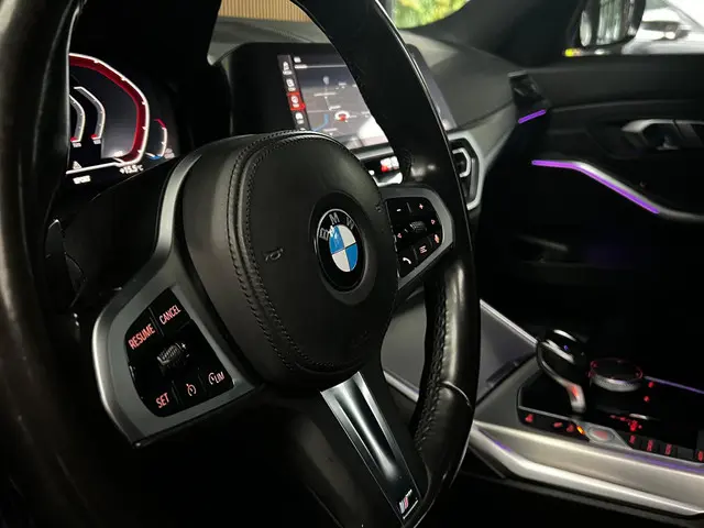 BMW 3 Serie 320i M-sport 2019 Benzine 22