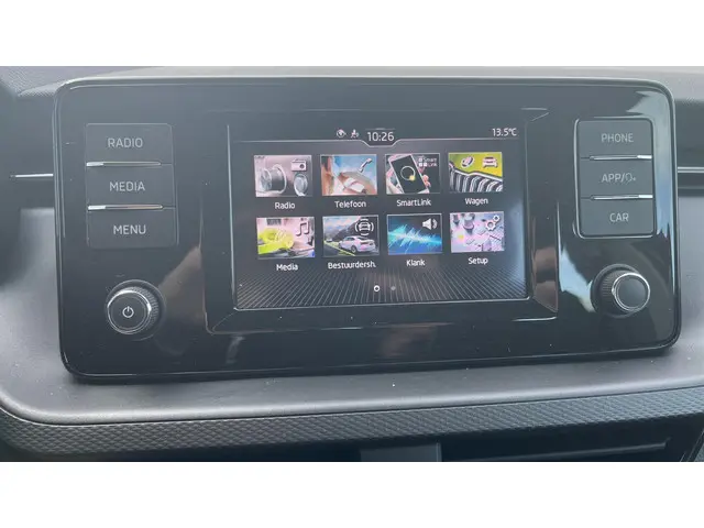 Škoda Scala 1.0 TSI 110pk Ambition 2024 Benzine 23