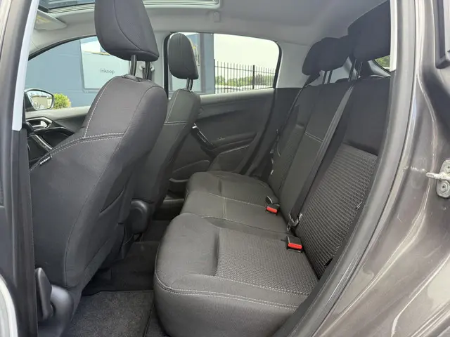 Peugeot 208 1.2 PureTech Allure 2018 Benzine 8