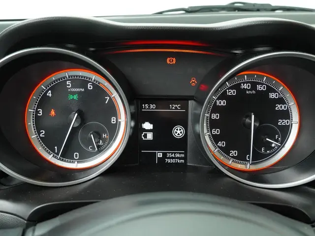 Suzuki Swift 1.2 Select Smart Hybrid 2020 Benzine 13