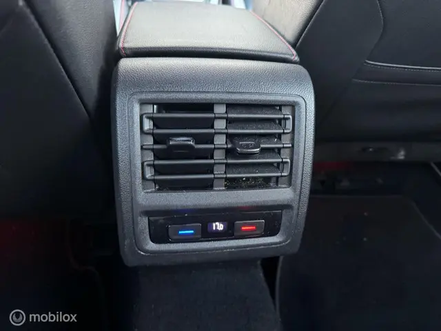 Volkswagen Golf 2.0 TSI GTI CLUBSPORT 2021 Benzine 30