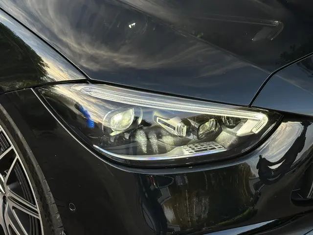 Mercedes-Benz C-Klasse AMG 43 4MATIC 2024 Benzine 13