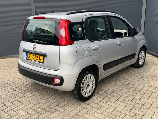 Fiat Panda 1.2 Lounge / Airco 2016 Benzine 4