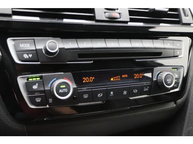 BMW 3 Serie Touring 335i High Executive 2014 Benzine 47