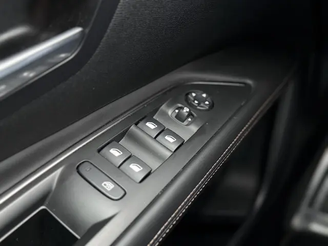 Peugeot 3008 1.2 PureTech GT Line 2017 Benzine 32