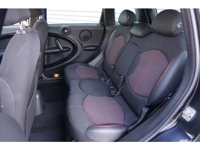 MINI Countryman Mini 1.6 One Business Line 2012 Benzine 11
