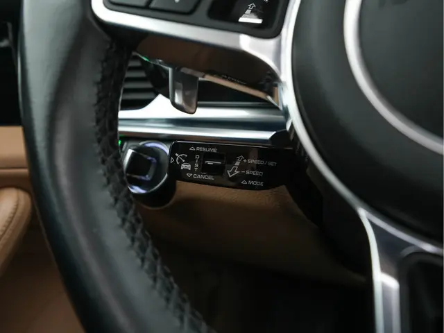 Porsche Panamera 3.0 4 2017 Benzine 18