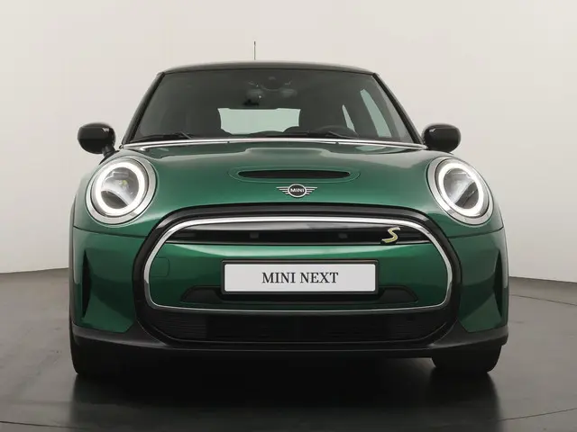 MINI Electric Yours 33 kWh 2022 Elektrisch 6