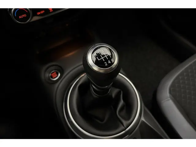 Nissan Juke 1.0 DIG-T N-Connecta 2023 Benzine 22