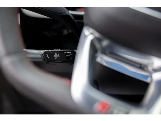 Audi Q3 Sportback TFSI RSQ3 2020 Benzine 16