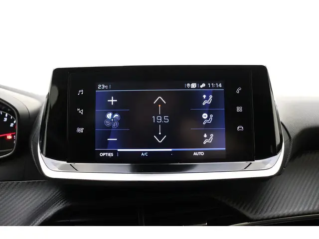 Peugeot 208 1.2 PureTech Allure 2022 Benzine 22