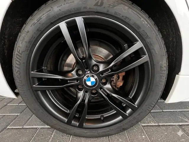 BMW 3 Serie Touring 318i M Sport 2019 Benzine 21