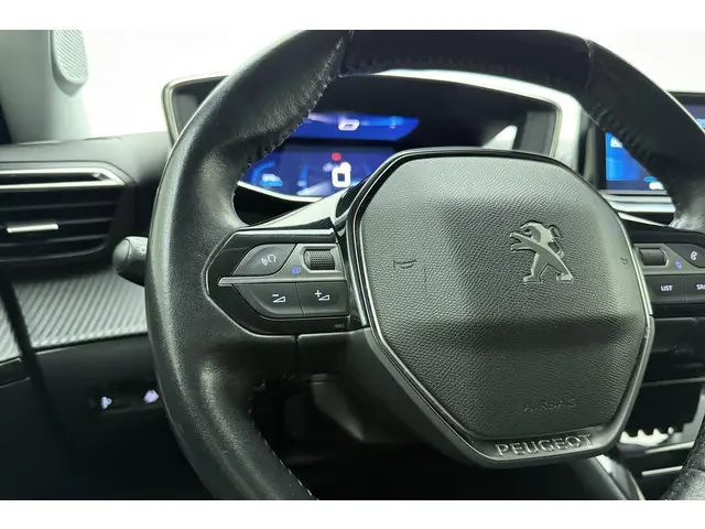 Peugeot 2008 1.2 PureTech GT-Line 2020 Benzine 23