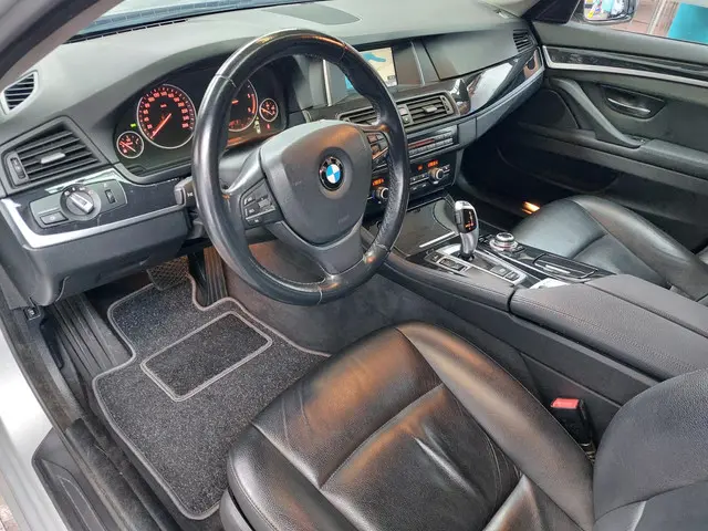 BMW 5 Serie Touring 520d 190 pk Automaat 2016 Diesel 16